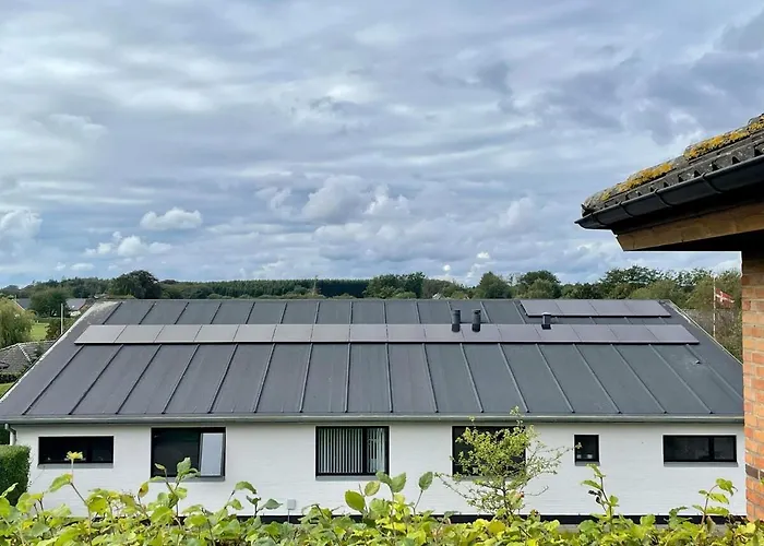 Modern For A Spring Getaway 别墅 *